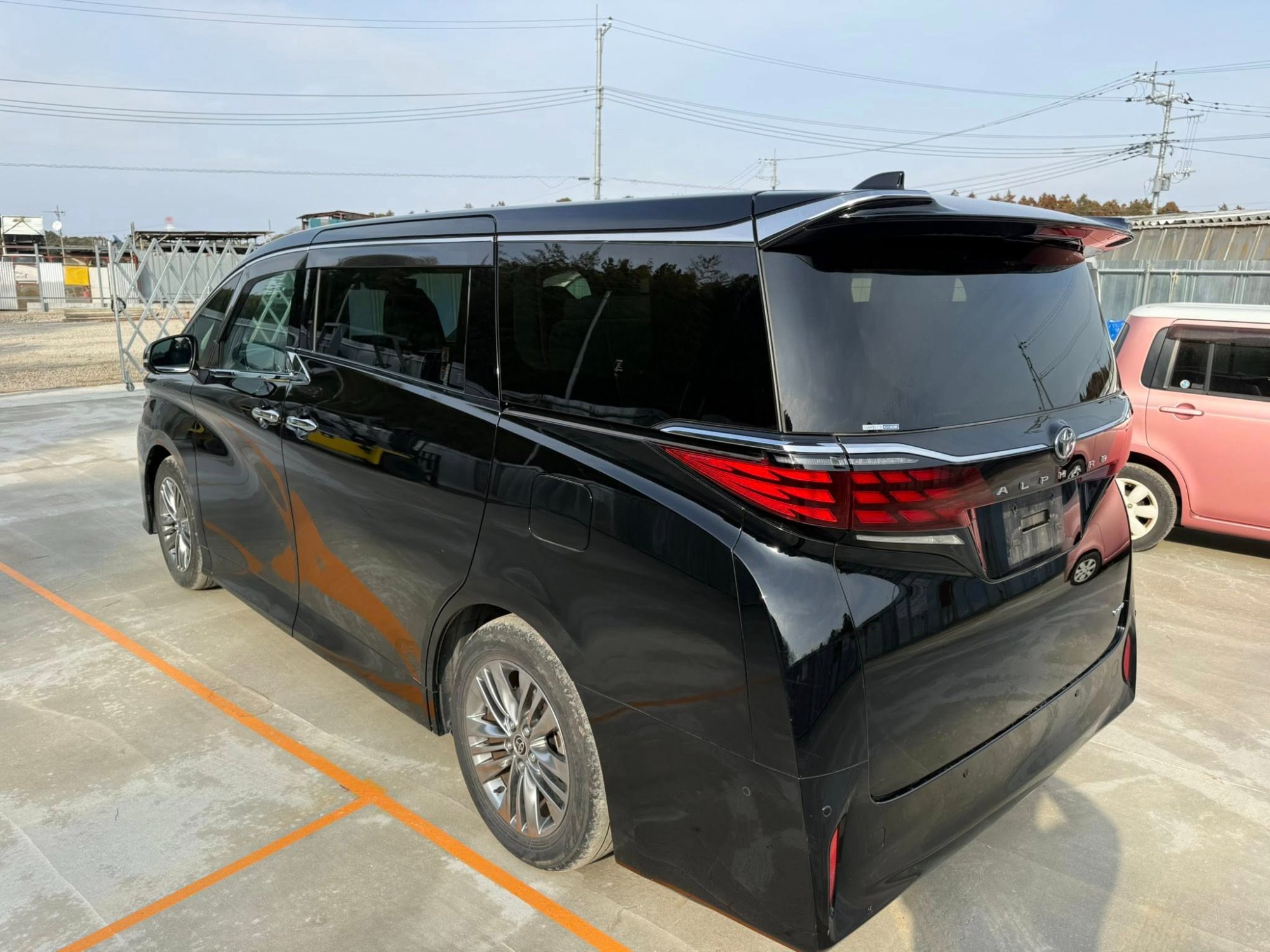 Rear 3/4